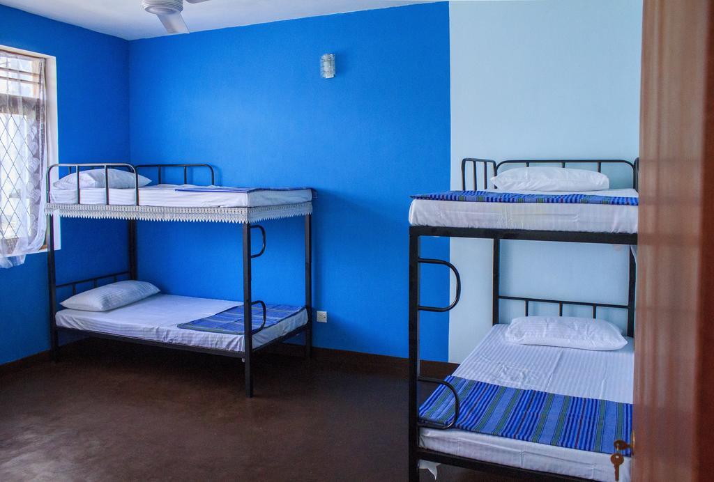 The Vintage Club Hostel Dehiwala-Mount Lavinia Buitenkant foto